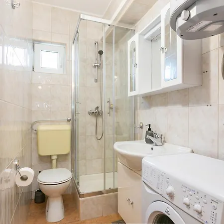 2948b Apartment
