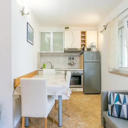 2948b Apartman *