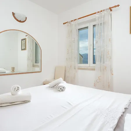 2948b * פוסטיר